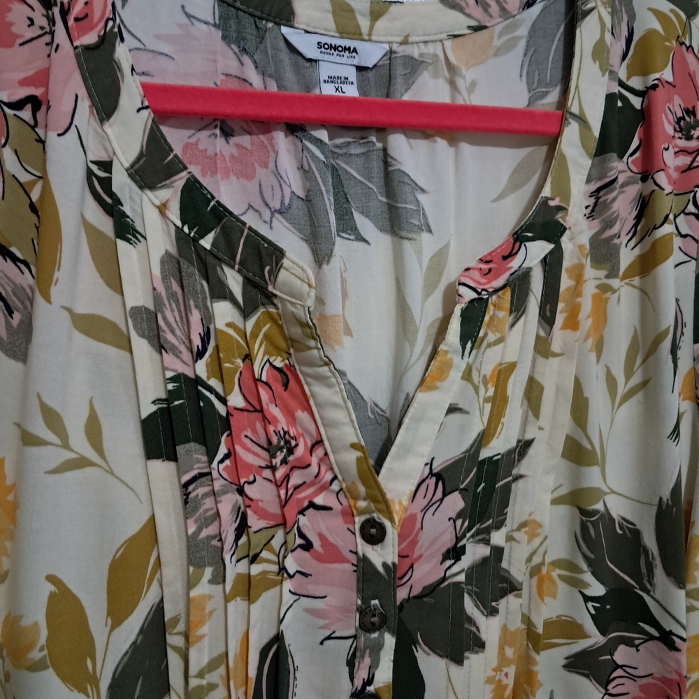 Floral V-Neck Short Sleeve Top - Cream with Pink & Olive - Picture 5 of 10